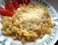 Těstoviny s vejci a sýrem