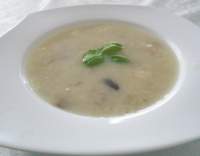 Houbová polévka s bramborami