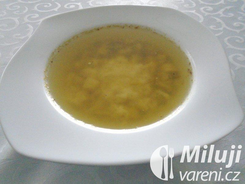 Česneková polévka - obrázek