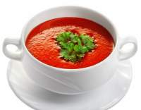 Tomatová polévka s conchiglie