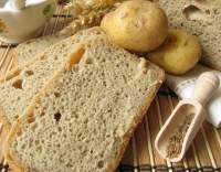 Bramborový chleba z domácí pekárny